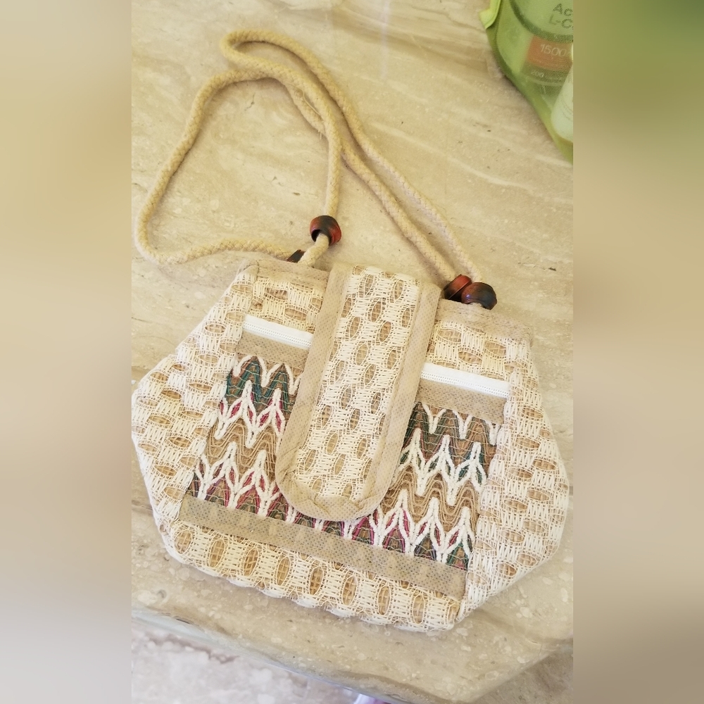 NWOT Rafia small bag - Picture 4 of 5